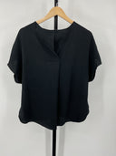 Quince Women's Washable Stretch Silk Split Hem Tee Black Sleeved Top M