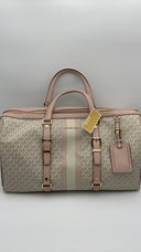 Michael Kors Womens XL Weekender Vanilla/Soft Pink Bags