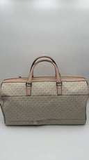 Michael Kors Womens XL Weekender Vanilla/Soft Pink Bags