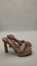 Alias Mae Women Ginny Heel Shoes Cream 35